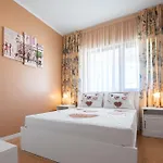 Alexandru Private