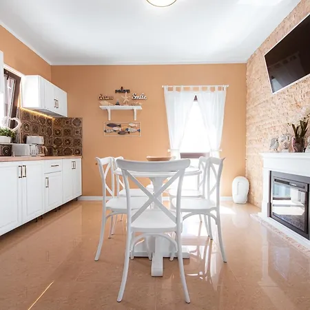 Alexandru Private Apartament *